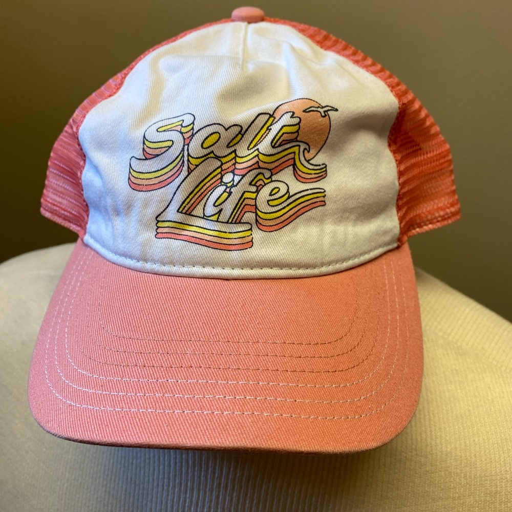 Salt Life Girl’s/Youth Salmon And White Hat NWT